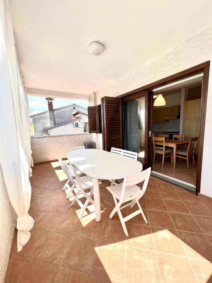 Villa Ortensie Apartments Funtana Exterior photo